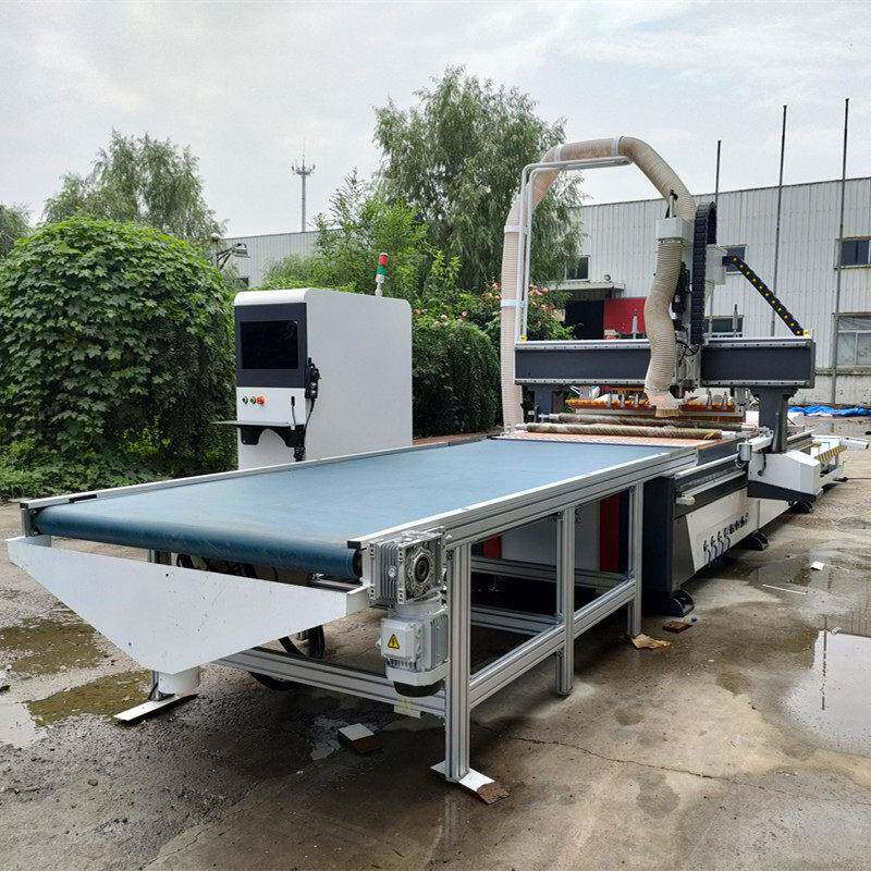 全屋板式家具木工开料机器全自动换刀主轴360旋转锯片开料雕刻机