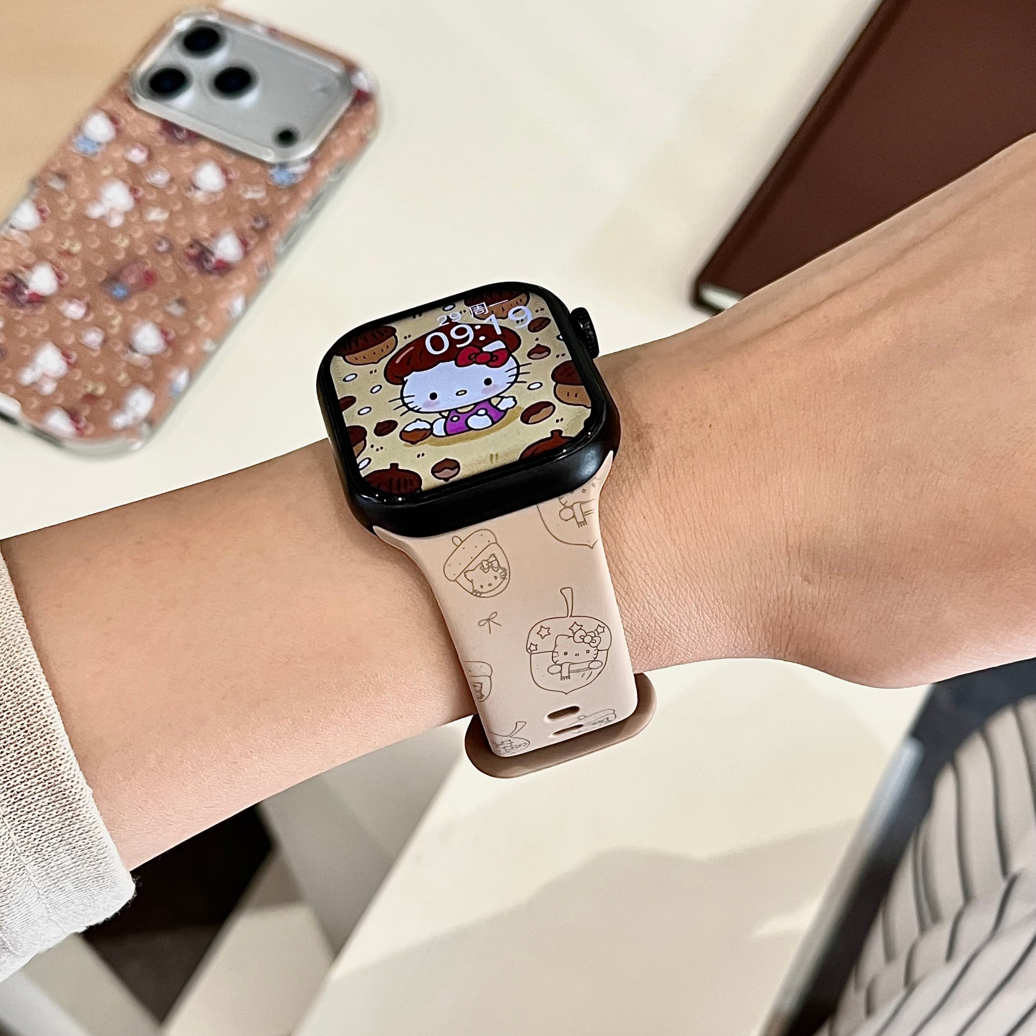 Kitty松果适用苹果手表表带iwatchS11/10/9硅胶Apple萌2ultra/SE