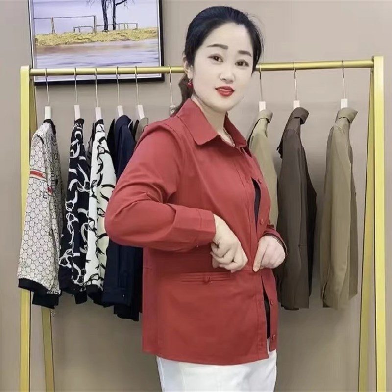 中年妈妈春装薄外套短款翻领夹克2022新款中老年人女春秋洋气上衣