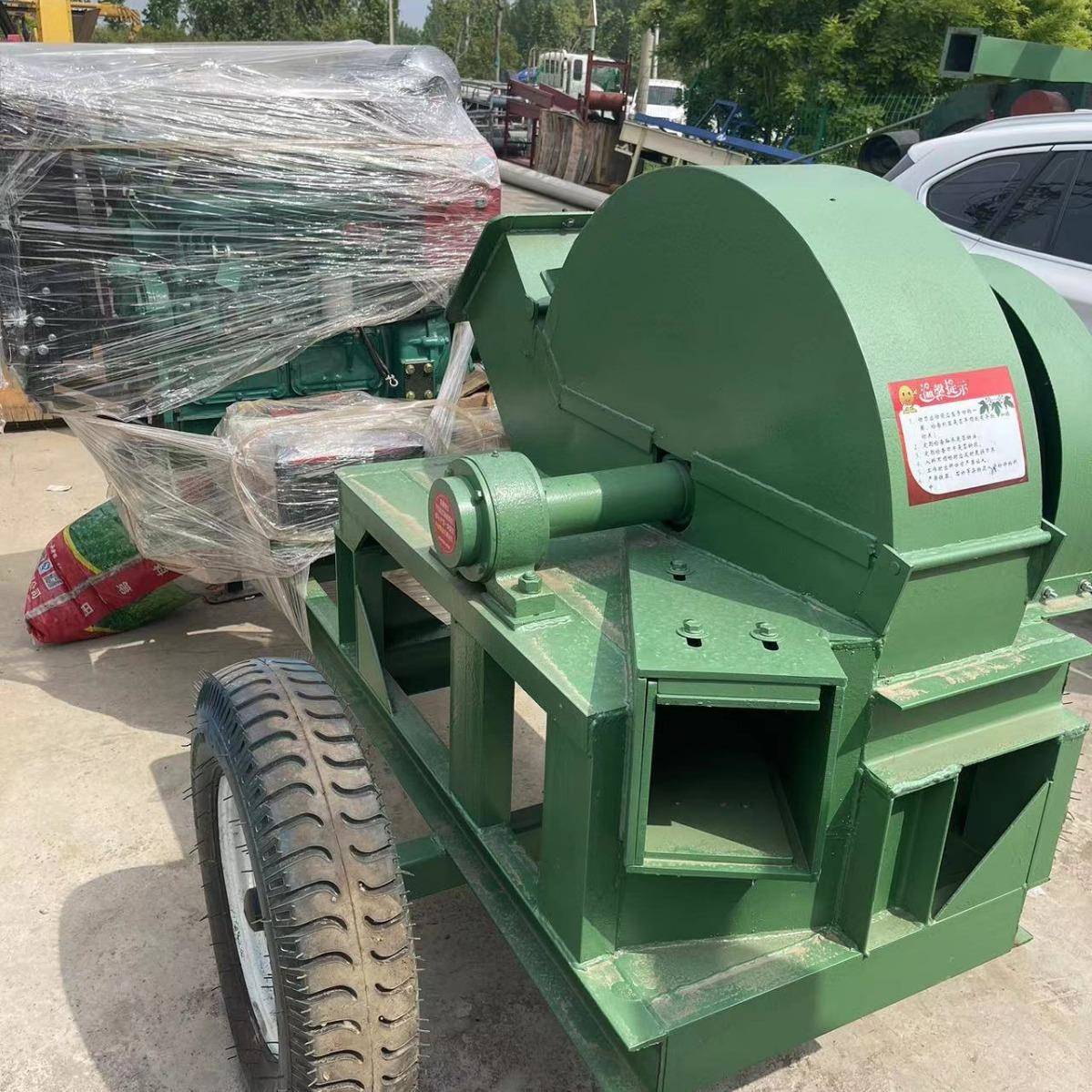 420型木材粉碎机树枝树干原木打碎设备可移动式木粉机