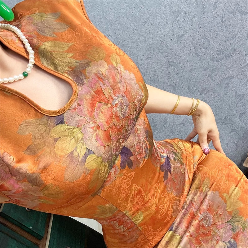 自制新中式改良水滴领旗袍黄莲