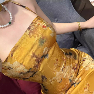 新中式国风禅意提花缎面旗袍春夏新款吊带连衣裙黄色裙子女美人色
