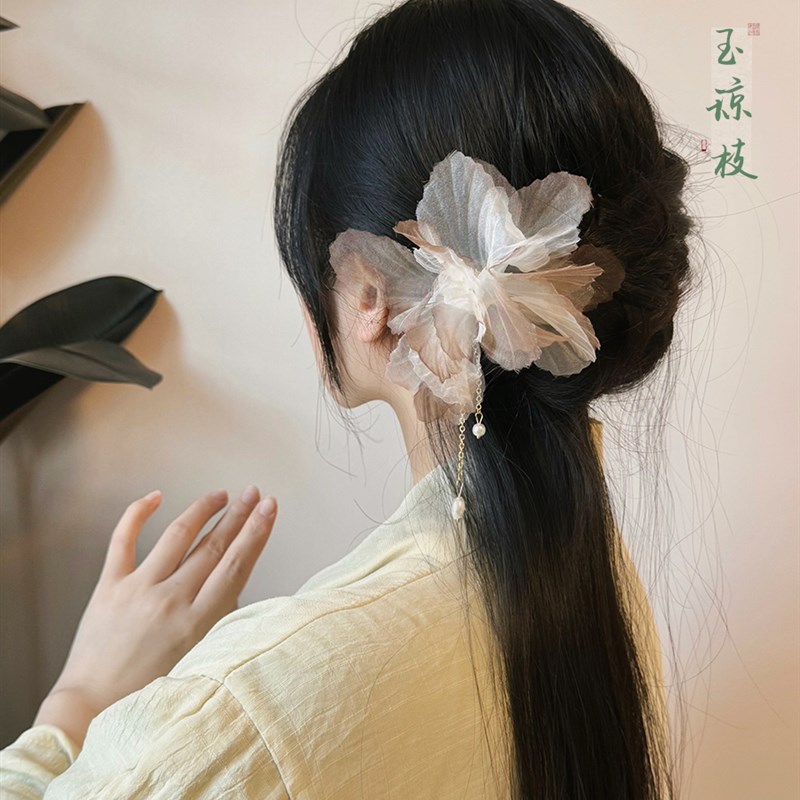 枯叶蝶仙气雪纺花朵U型发簪古风女I高级新中式马面裙发钗簪子