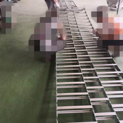 分割式钢制拖链，合理空间布局 钢铝拖链 线缆保护拖链