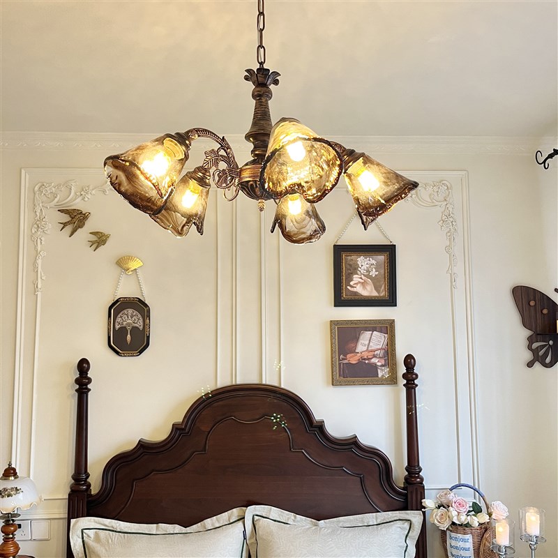 魔匠艺人法式复古吊灯客厅高级感中古卧室古铜色玻璃个性创意灯具