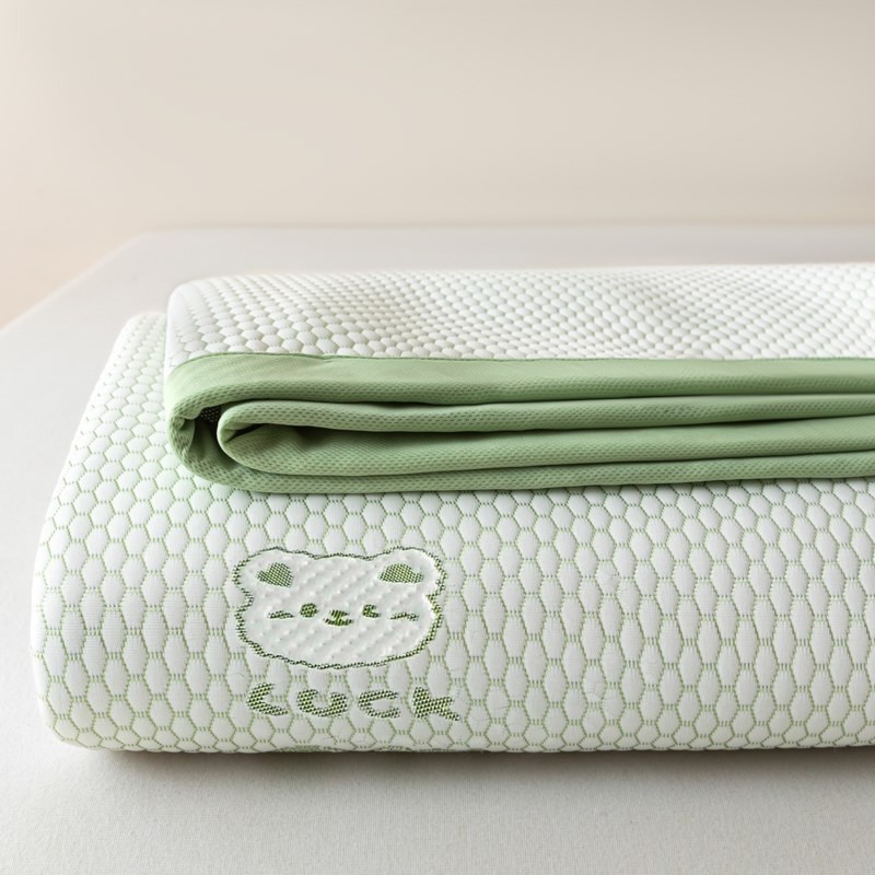 夏季冰豆豆凉席冰丝席单人学生宿舍专用寝室双人软席子三件套夏天