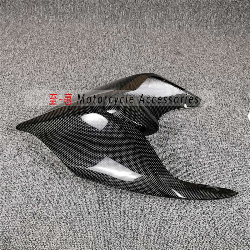 适用杜卡迪Panigale V4 V4S V4R 20-21碳纤维改装配件外壳导流罩