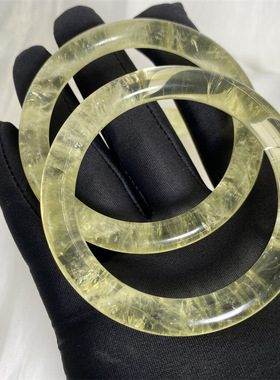 天然巴西黄水晶圆条手镯晶体高冰云母闪片黄彩虹女士镯子厂家