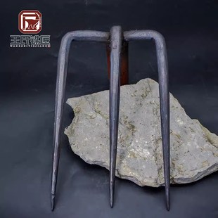 王氏铁坊铁匠手工锻打家用农具锄头耙子扒钩翻园林地刨地农具户外