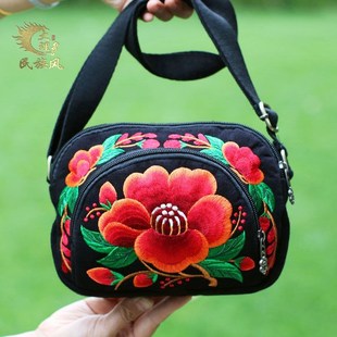 民族风绣花包女斜挎单肩小包包刺绣手G机零钱包云U南旅游布艺手提