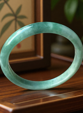 天然缅料翡翠手镯51mm油青绿色