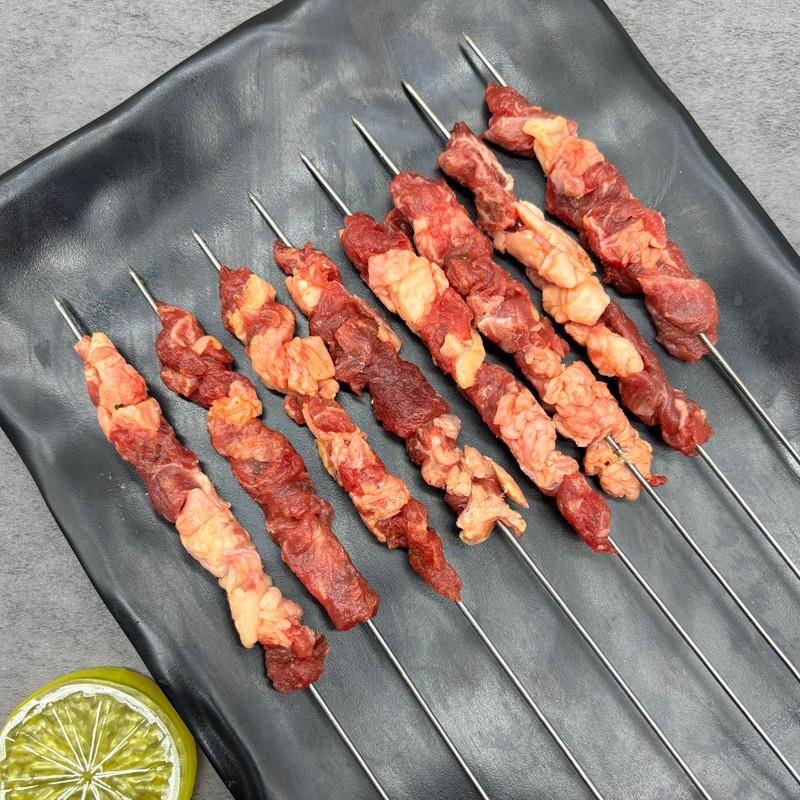 新品钢签雪花黄牛吊龙串新鲜牛肉串商用半成品烧烤食材牛里脊肉串