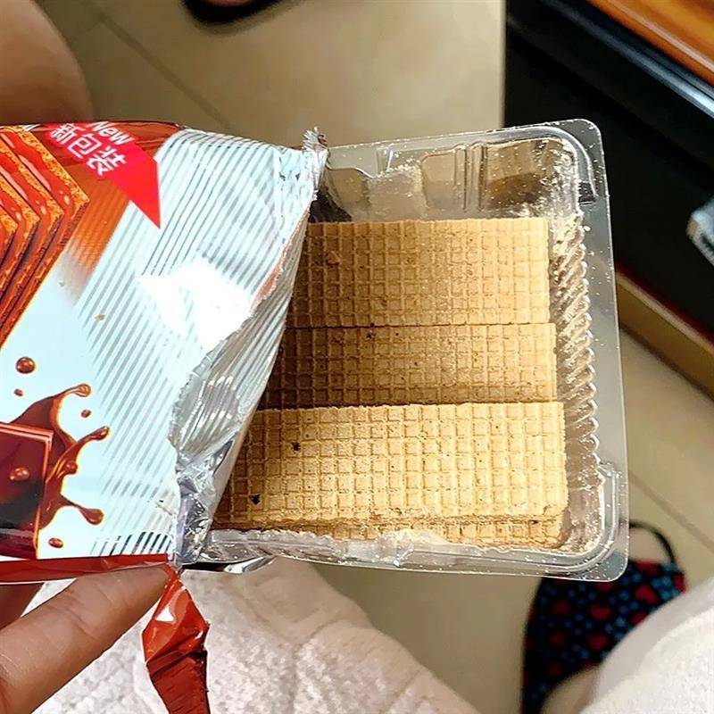 嘉士利威化饼干巧克力味网红早餐休闲夹心追剧小零食小吃整箱