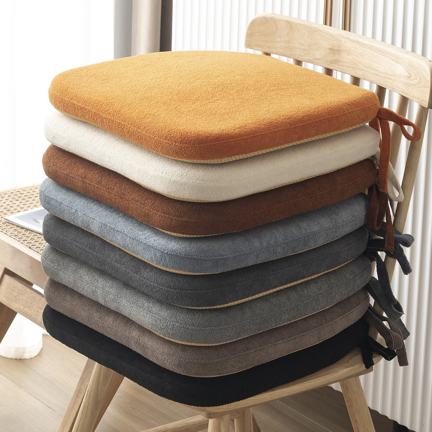 马蹄形坐垫绑带防滑防屁股痛坐垫靠背一体温莎椅记忆棉凳子软座垫