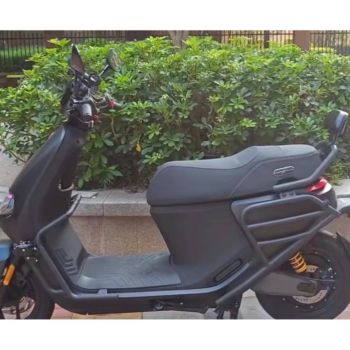 适用于号电动摩托车E300P原厂护杠保险杠后货架防摔杠护杠