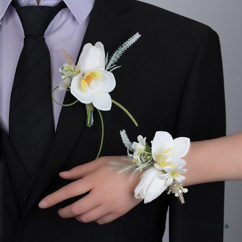 白色小PE马蹄莲鹿角胸花西式婚礼新郎新娘襟花结婚庆典用品
