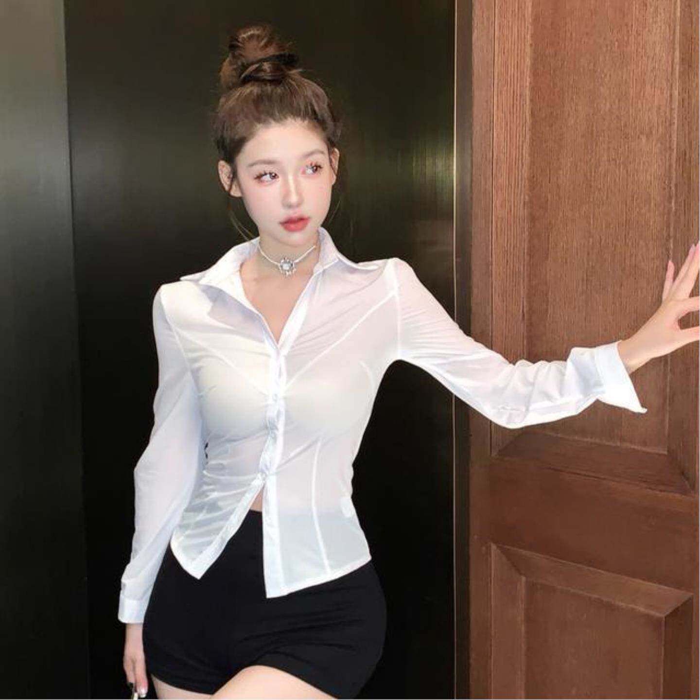 白色衬衫女夏季2026新款设计感长袖收腰别致纯欲上衣辣妹紧身衬衣