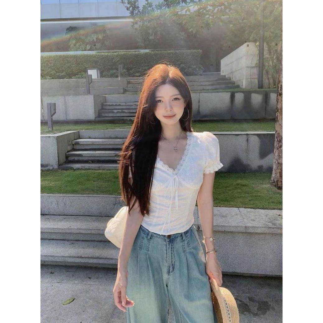 纯色甜美少女~轻法式蕾丝花边衬衫V领蕾丝上衣百搭显瘦正肩遮肉