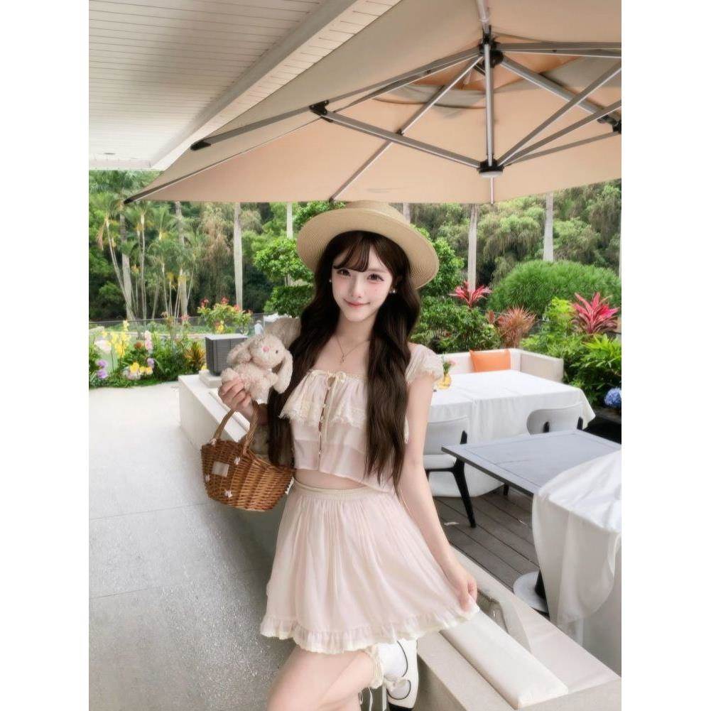 夏季纯欲高级气质温柔粉色淑女方口领绑带上衣收腰蕾丝短裙两件套