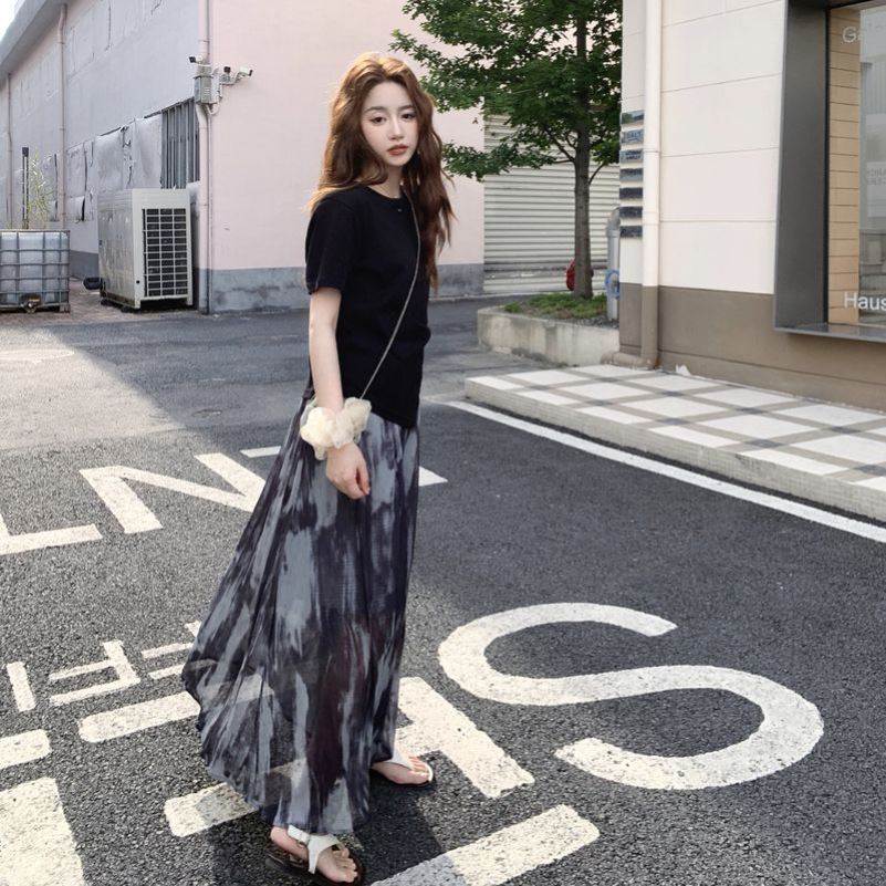 黑色不规则T恤扎染印花半身裙套装女2026夏新款韩系设计感两件套