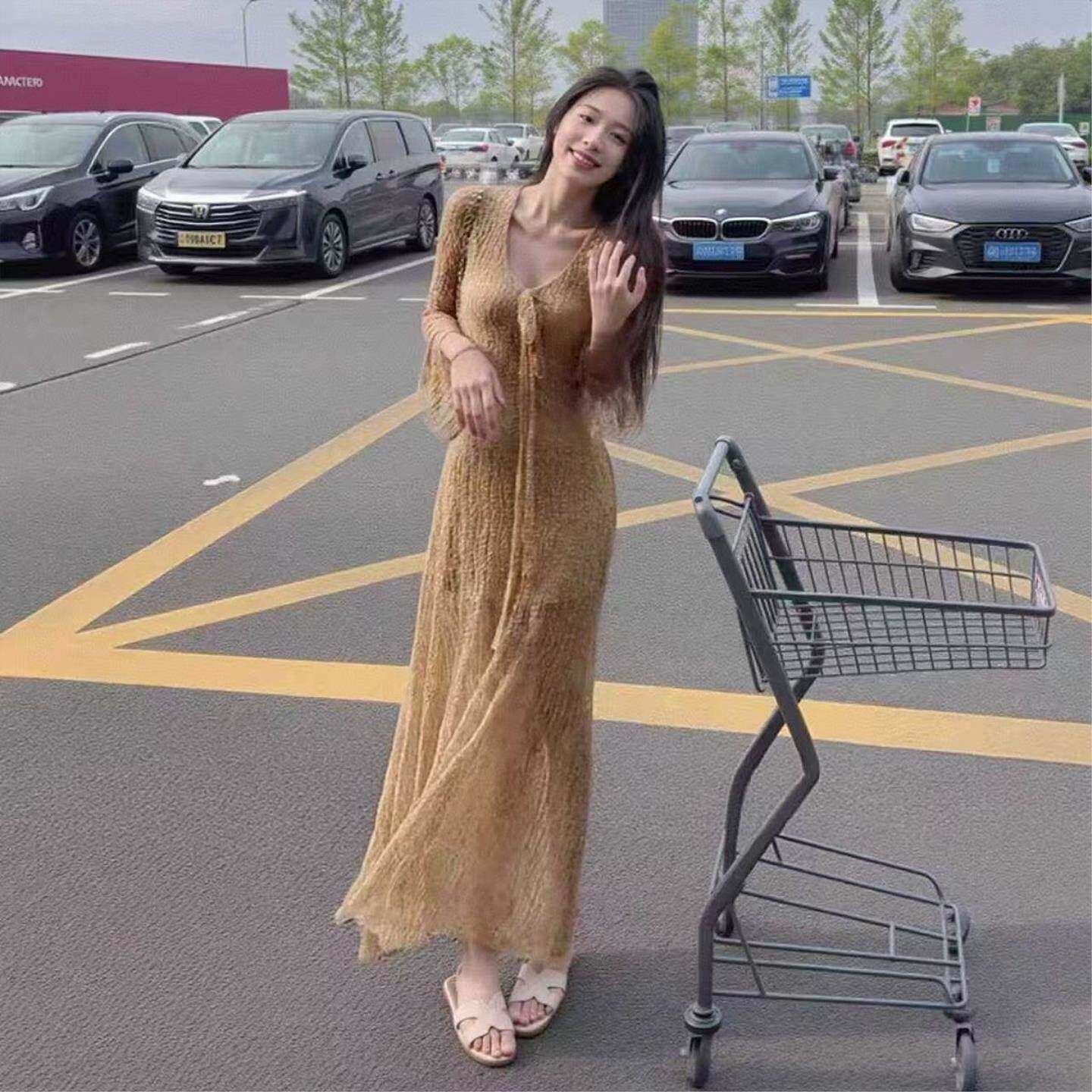 名媛风高级感修身显身材飘逸长裙早秋连衣裙长款透感蕾丝收腰长裙