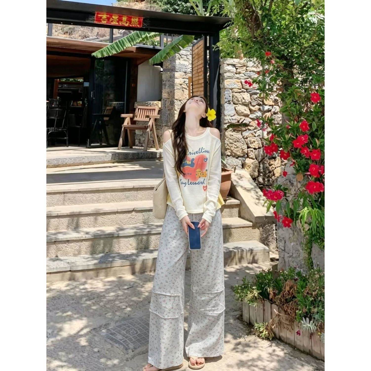 夏日多巴胺运动套装女夏季薄款防晒罩衫长袖碎花阔腿裤休闲两件套