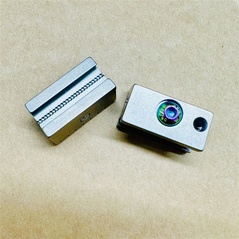 倡弘甬水虎移动调节夹片滑块 钛合金材质21mm,25mm燕尾,移动底座