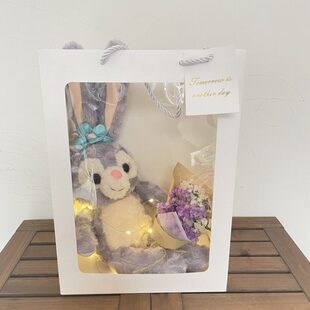 毕业创意生日礼物送女友礼盒花真永生情人节满天星干花公仔花束