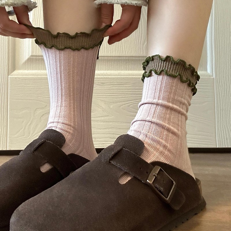 粉棕!早秋这么搭配也q太太太好看了吧!复古少女来袭!撞色真好看