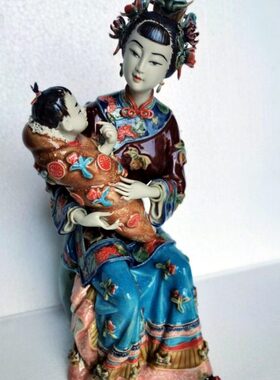 玄关礼品红楼梦钗公司十湾摆件李陶瓷博古架二石公仔人物金执