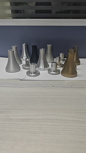 银色铝合金不锈钢五金配件沙发脚楼梯护栏悬挂置物架顶天立地吊架