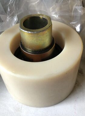 RG70水配件版输张紧收割机稻槽送精钢轮潍柴雷沃原厂