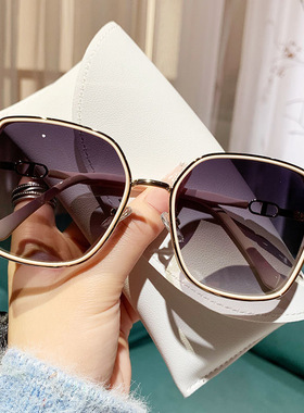 2025新款韩版复古显瘦太阳镜女