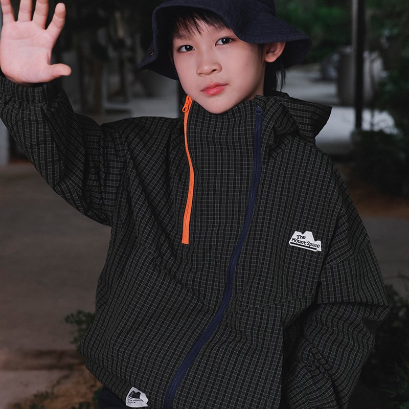 儿童格纹冲锋衣2025秋季新款男童撞色双拉炼外套立领防风儿童风衣
