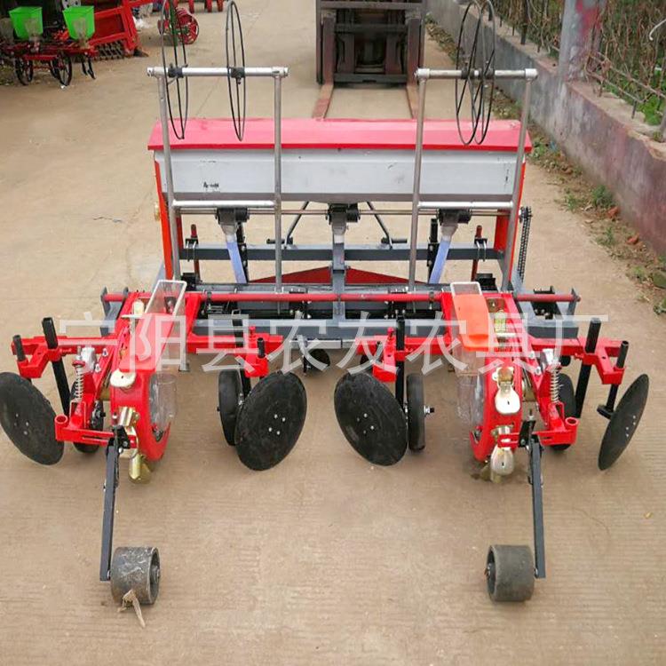 甘肃庆阳花生谷子铺膜播种机膜上大豆高粱种精播植机秋葵点播机