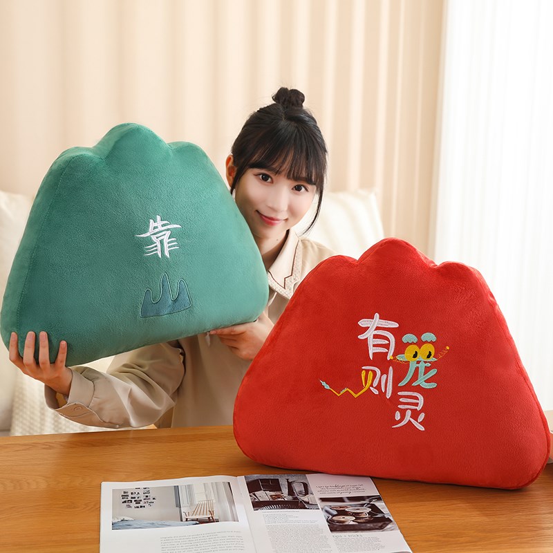 龙年靠山创意抱枕办公室座椅护腰靠枕新春节靠垫客厅沙发新年装饰