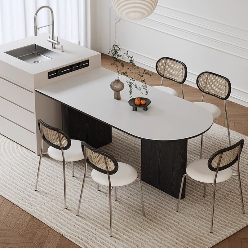 法式纯白岩板餐桌诧寂风实木餐厅桌子家用餐椅半岛台椭圆台面