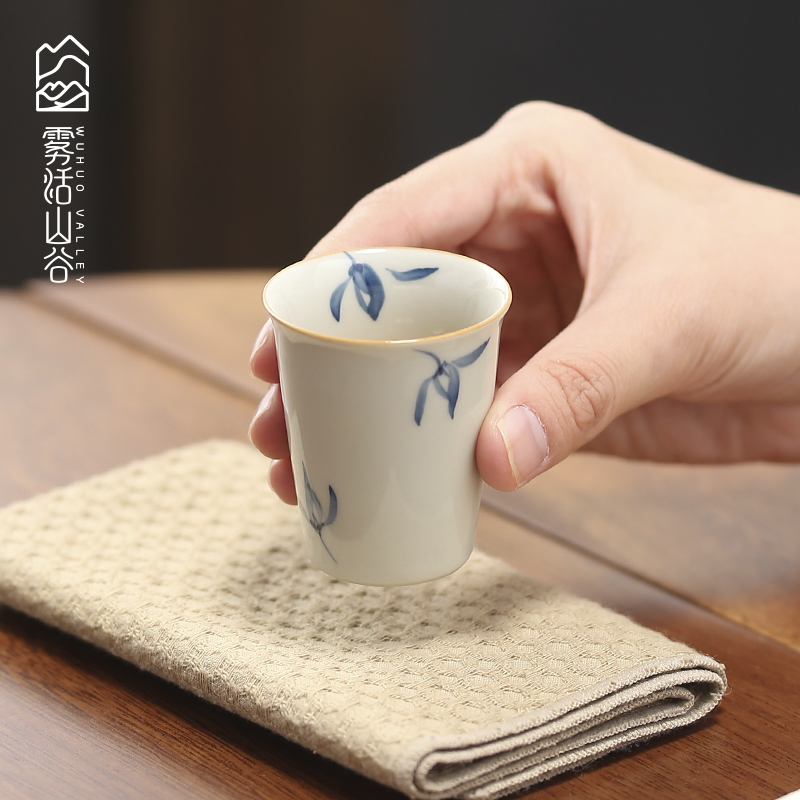 釉下青花手绘写意兰花茶杯草木灰