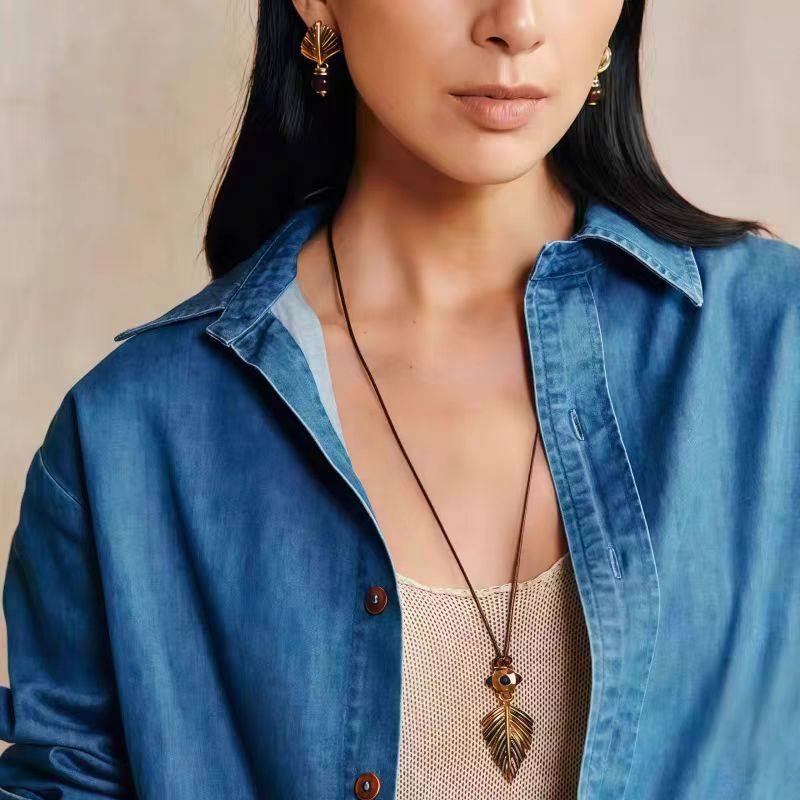 青岛出口吴昕同款时尚复古摇曳金色树叶长项链小众百搭高级毛衣链