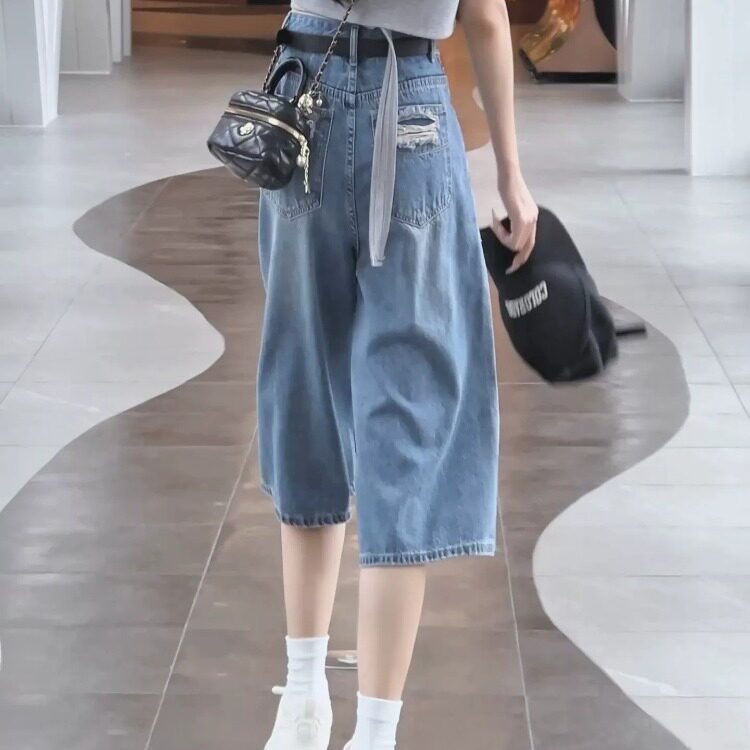 蓝色破洞牛仔短裤女夏薄款胖妹妹大尺码显瘦设计感宽松阔腿七分裤