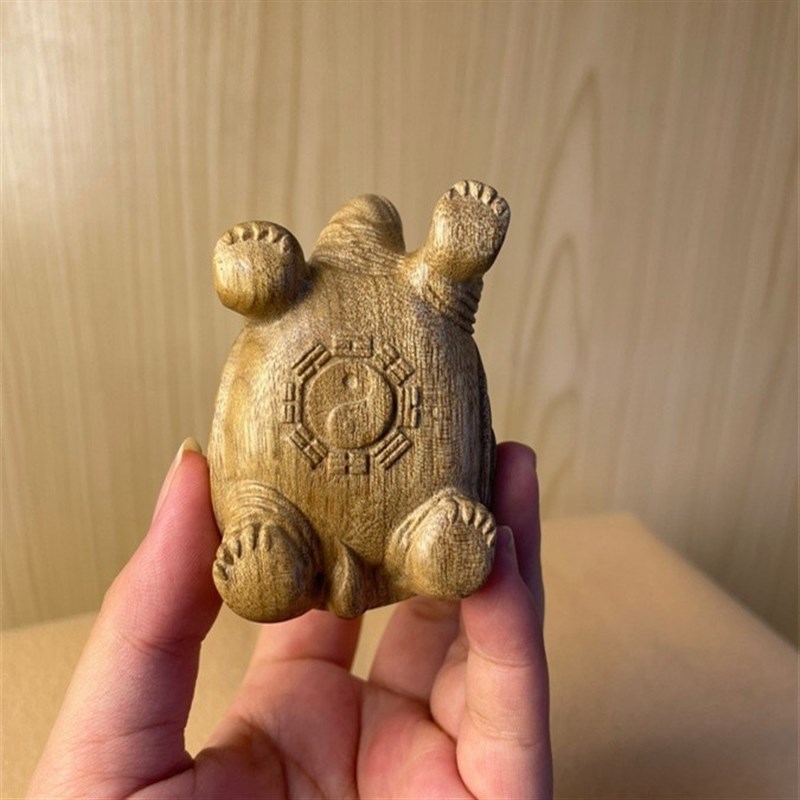 天然金丝楠木金钱龟木雕创意文玩手把件家居装饰品桌面工艺品摆件