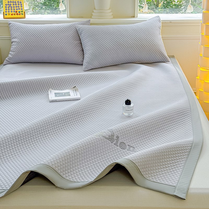 夏天冰豆豆凉席2025新款冰丝床单夏凉垫宿舍单双人被单床垫三件套