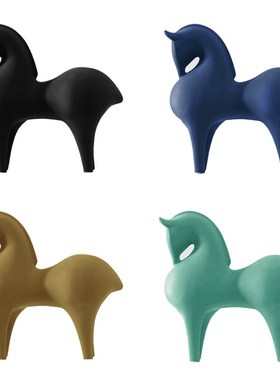 现代红色抽象马摆件样板间客厅办公室玄关犀牛飞马动物装饰品