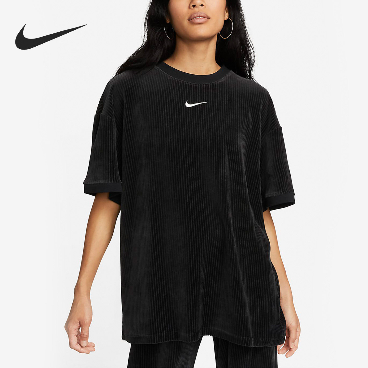 Nike/耐克官方正品秋季新款女子休闲运动灯芯绒短袖T恤DQ5946-010