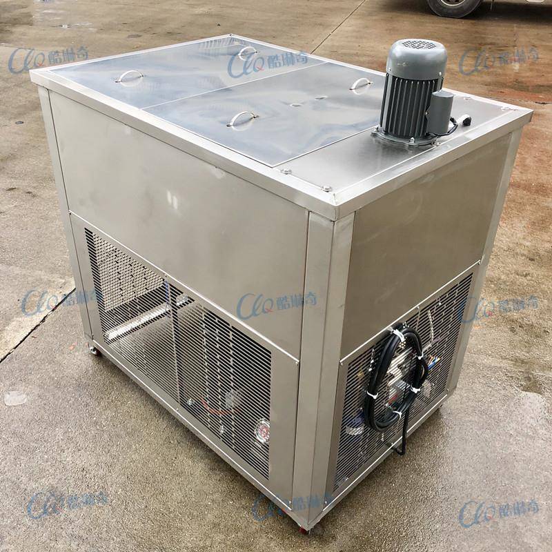 儿童喜爱夏日冷饮刨冰绵绵冰机 片砖圆柱冷冻成型制冰机