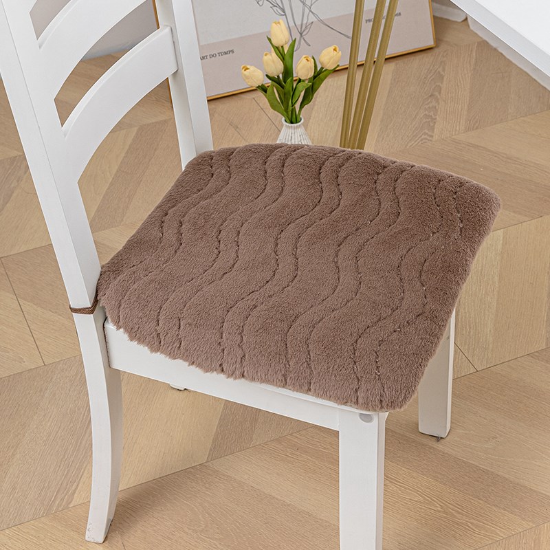 冬季加厚椅子坐垫长毛绒餐椅垫保暖可拆洗马蹄形座垫学生屁垫防滑