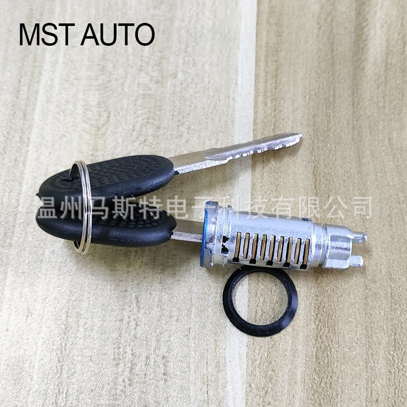 车门把手锁芯 适用菲亚特DOBLO 尾门 DUCATO 2002 71729482