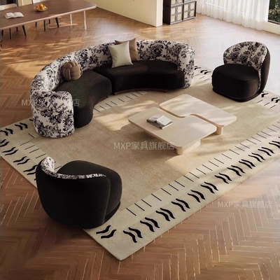 法式奶油风弧形沙发简约轻奢服装美容院休息区接待创意异形沙发