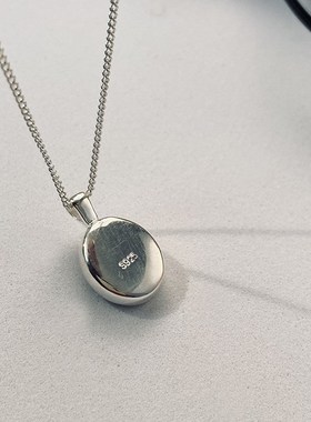 S925素银椭圆黑玛瑙项链韩国东大门复古坦克链时尚简约百搭颈链