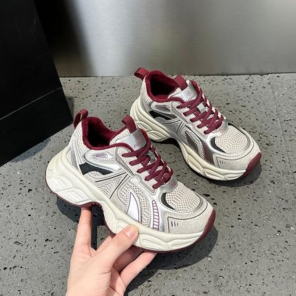 老爹鞋女款2024l新款秋冬通勤女鞋今年流行的厚底增高加绒运动鞋